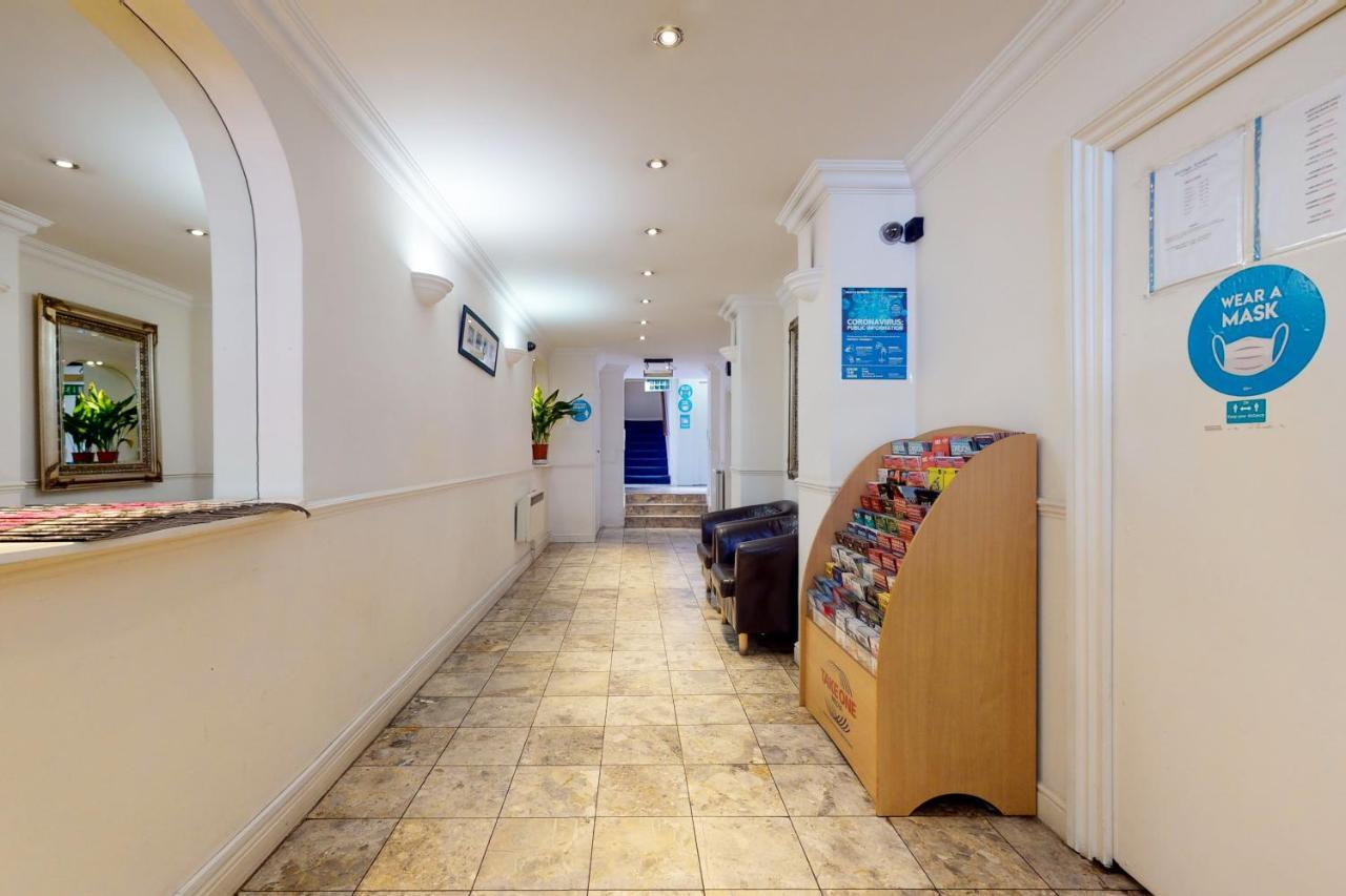 Hertford Court London Bagian luar foto