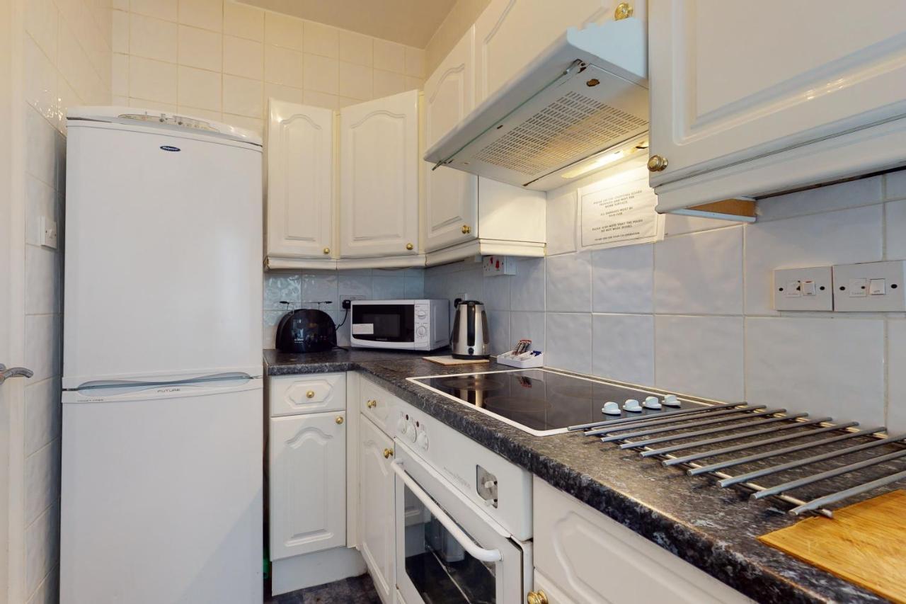 Hertford Court London Bagian luar foto