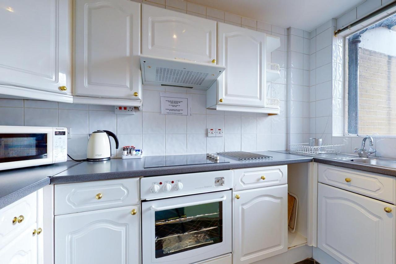 Hertford Court London Bagian luar foto