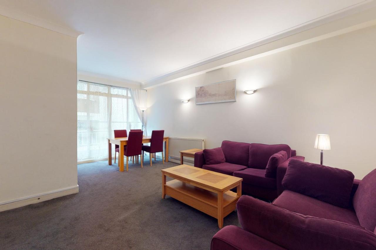 Hertford Court London Bagian luar foto