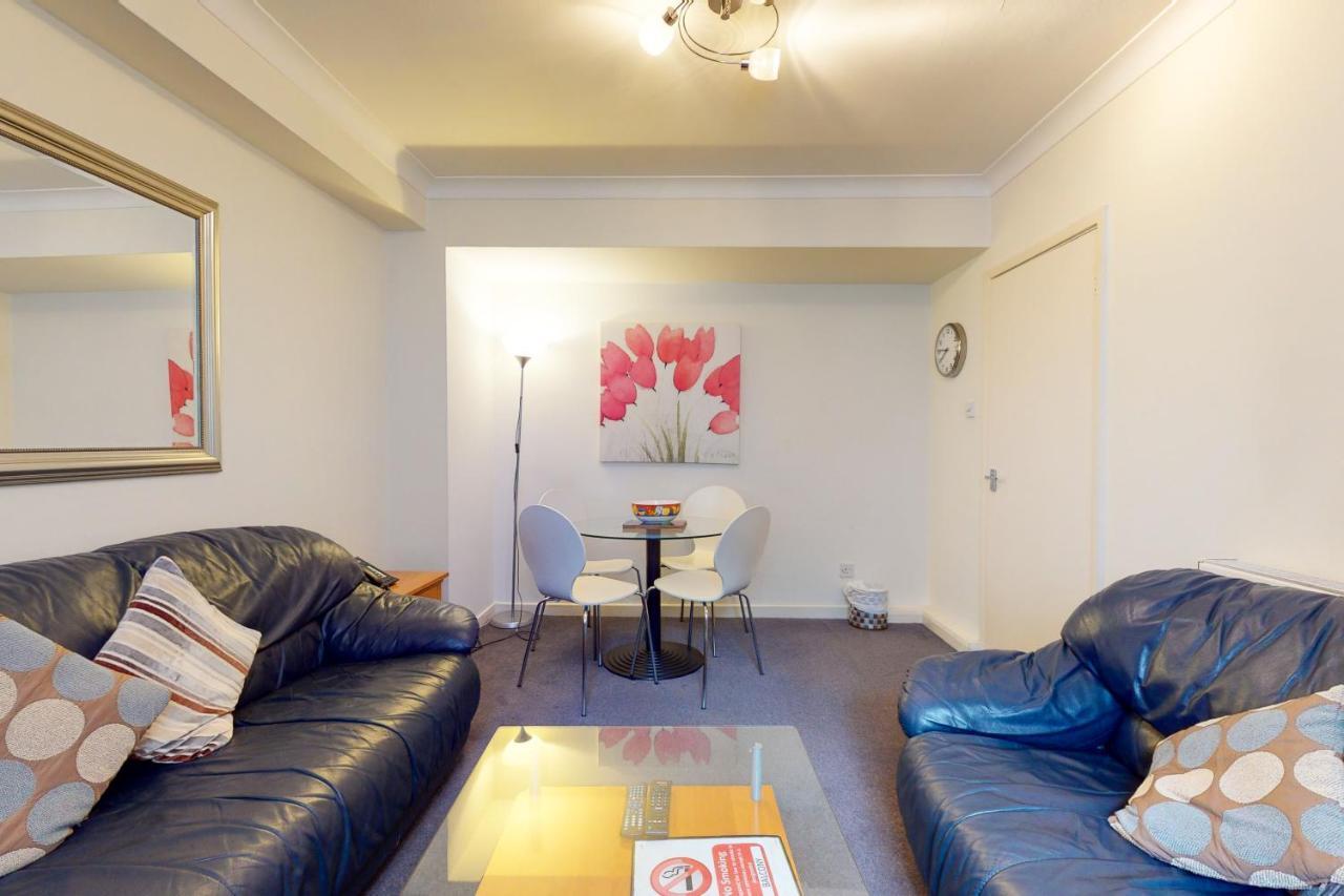 Hertford Court London Bagian luar foto