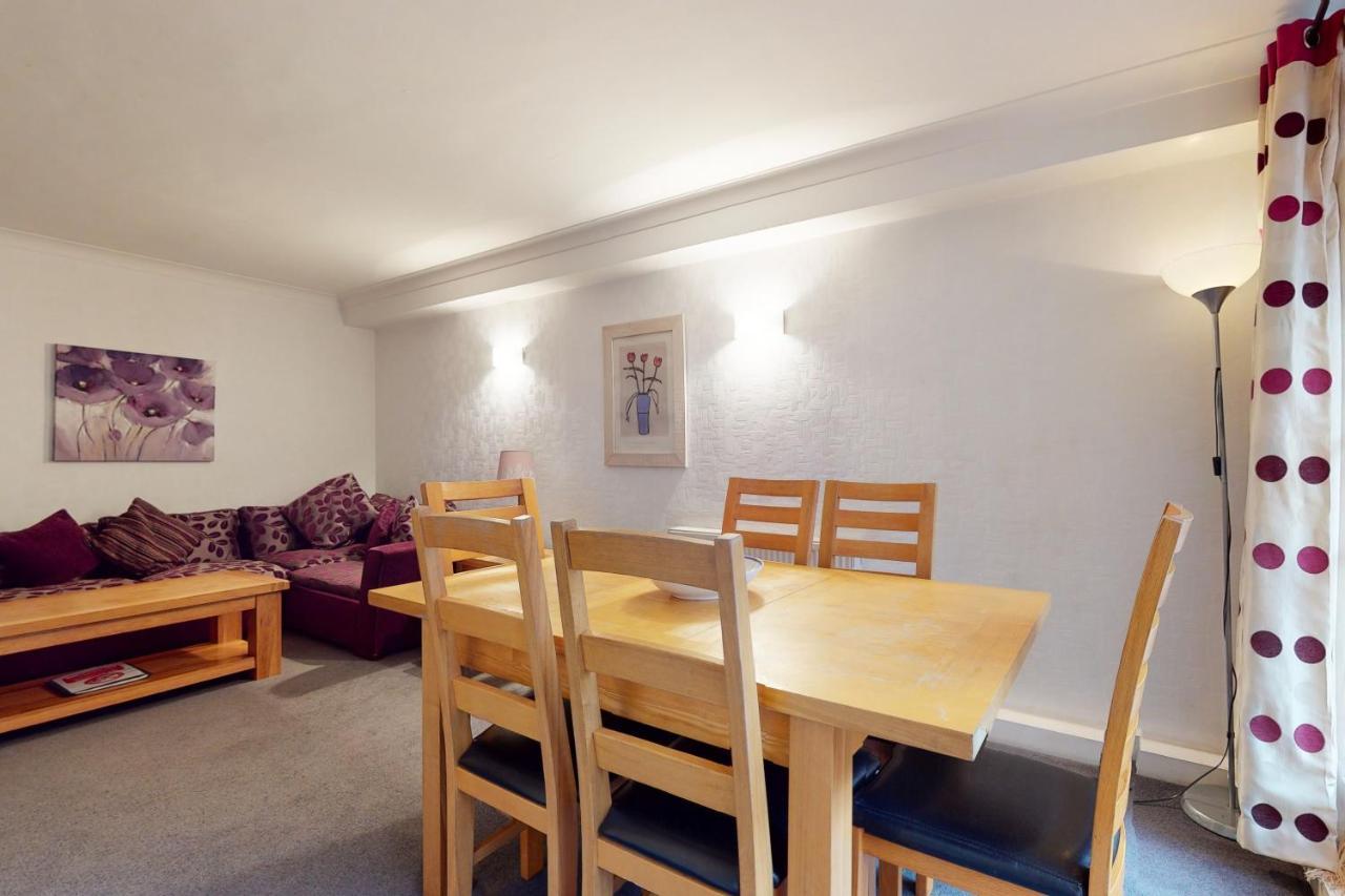 Hertford Court London Bagian luar foto